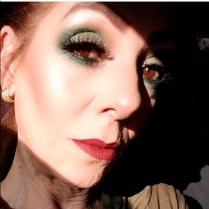 Meet your Posher, Nonie